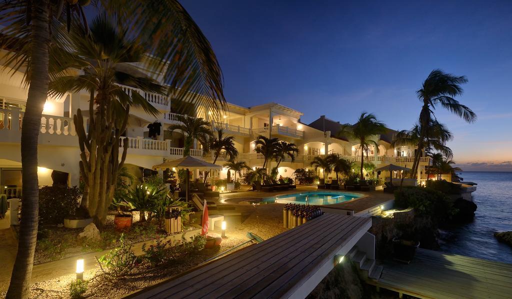 Belmar Oceanfront Apartments Bonaire Exterior foto